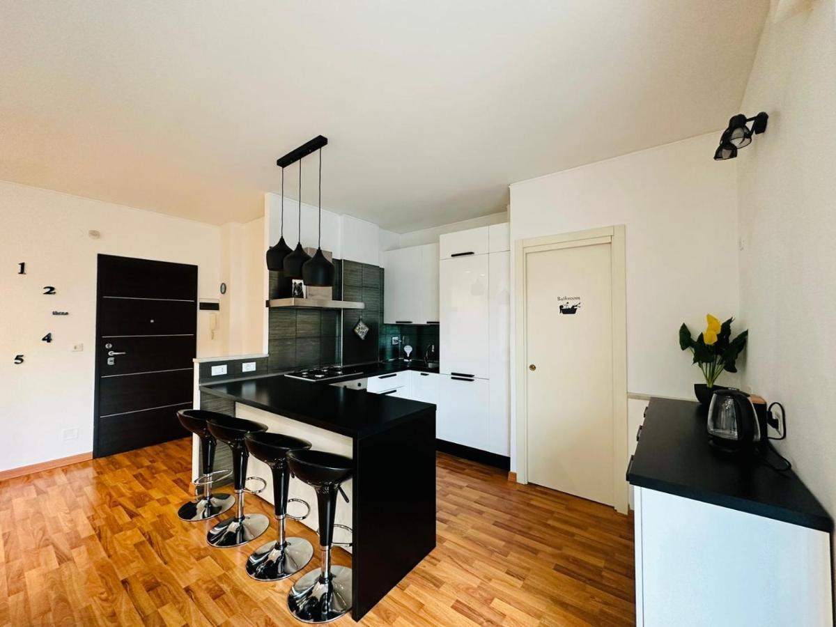 La Casa Di Nesy Appartement San Remo Buitenkant foto